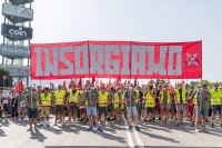 مبارزات کارخانه ای جی-کی-ان: رزم کارگری در ایتالیا، سازش اتحادیه ای در انگلیس